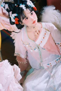 Art Language Vol.6230: Artistic Expressions with Xiao Chun Ye - image 12