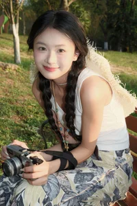 Xiao Fan Qie Showcases Elegant Style in YiTuYu Art Language Vol.7798 Collection - image 17