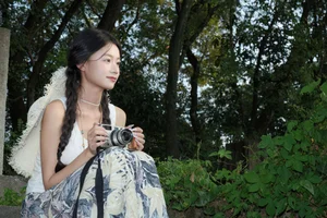 Xiao Fan Qie Showcases Elegant Style in YiTuYu Art Language Vol.7798 Collection - image 7