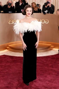 Top 10 Best Dressed Women at the 2026 Golden Globes Awards - image 3