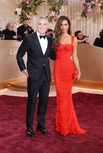 Top 10 Best Dressed Women at the 2026 Golden Globes Awards - image 1