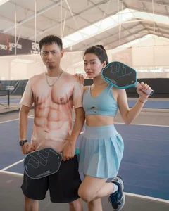 Rhymastic's Wife Lai Thanh Huyen: The Stunning Transformation of a Fashionable Mom in Bikini - image 9