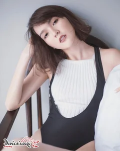 Exploring the Artistic Style and Fashion Evolution of Hai Tu: A Visual Journey into Modern Aesthetics - image 10