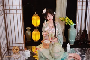 Mu Yan Se Cc Featured in YiTuYu Art Language Vol.5196: Captivating Visuals and Modern Aesthetic - image 0
