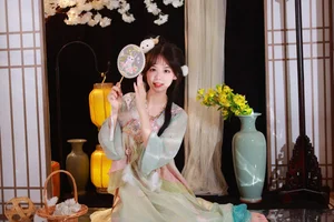 Mu Yan Se Cc Featured in YiTuYu Art Language Vol.5196: Captivating Visuals and Modern Aesthetic - image 26