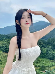 Stunning Korean Influencer Fashion: The Allure of Off-The-Shoulder Style Trends and K-Beauty Aesthetics - image 2