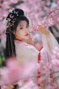 YiTuYu Vol.8715 A Ming: Enchanting Fairy Amidst Blooming Sakura - A Vision of Art Language - image 0