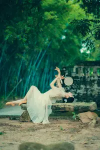 Immerse in Artistic Beauty: Xiao Ran's Graceful Dance Amidst Ancient Nature - YiTuYu Vol.8777 - image 19
