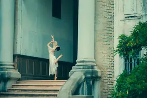 Immerse in Artistic Beauty: Xiao Ran's Graceful Dance Amidst Ancient Nature - YiTuYu Vol.8777 - image 31