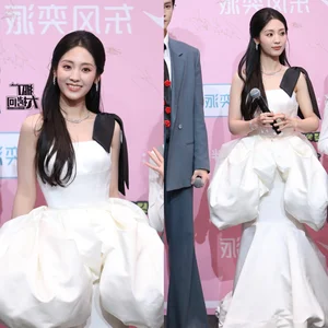 iQiyi Scream Night 2024 Red Carpet Highlights: Unique Fashion and Brilliant Chinese Celebrity Appearances - image 23