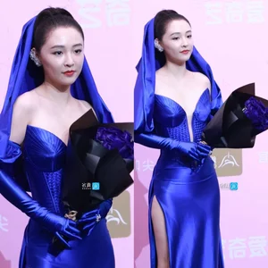 iQiyi Scream Night 2024 Red Carpet Highlights: Unique Fashion and Brilliant Chinese Celebrity Appearances - image 22