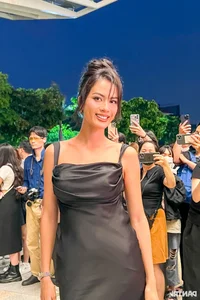 Minh Tu's Spectacular Wedding: A Night of High Fashion and Celebrity Glamour - image 9
