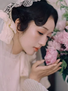 Elegant Lace Cheongsam Fashion: Art Language Vol.9356 featuring Model Meng – Timeless Retro Style Portrait Photography - image 11