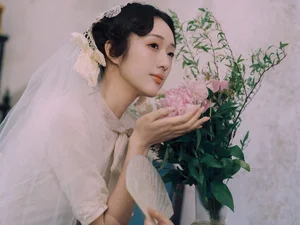 Elegant Lace Cheongsam Fashion: Art Language Vol.9356 featuring Model Meng – Timeless Retro Style Portrait Photography - image 8
