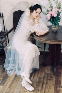 Elegant Lace Cheongsam Fashion: Art Language Vol.9356 featuring Model Meng – Timeless Retro Style Portrait Photography - image 4