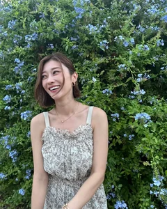 The Marriage of a Japanese Icon: Why the Swimsuit Goddess News is Trending - image 9