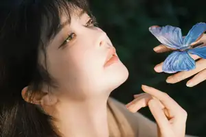 Enchanting Muse Amidst Blooms: Xing Zhi Ka Tao's Ethereal Beauty in YiTuYu Vol.8541 - image 3