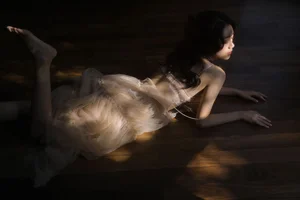 YiTuYu Art Language Vol.10318: A Visual Journey with Model Liu Liu - image 7