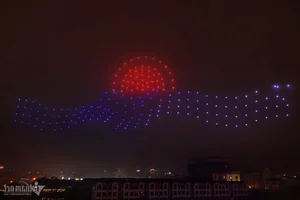 Stunning 300-Drone Light Show Launches Hanoi's 2024 Tourism Season at West Lake - image 6