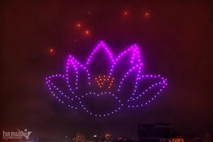 Stunning 300-Drone Light Show Launches Hanoi's 2024 Tourism Season at West Lake - image 3