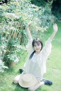 Artistic Portraits of Xiao Yi Mei Mei in YiTuYu Art Language Vol.4798: A Visual Masterpiece - image 0