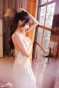 Chic Spaghetti Strap Tops: 89+ Stunning Summer Fashion Ideas and Styling Tips - image 42
