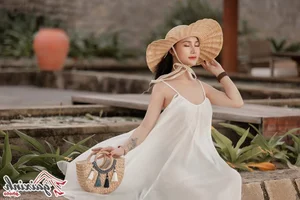 Chic Spaghetti Strap Tops: 89+ Stunning Summer Fashion Ideas and Styling Tips - image 33