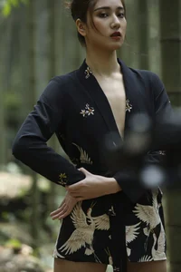 Artistic Portraiture: YiTuYu Art Language Vol.4893 Featuring Lin Lin - image 8