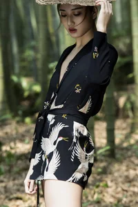 Artistic Portraiture: YiTuYu Art Language Vol.4893 Featuring Lin Lin - image 6