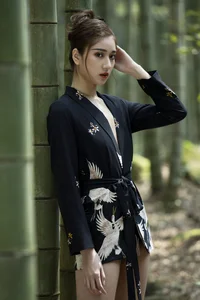 Artistic Portraiture: YiTuYu Art Language Vol.4893 Featuring Lin Lin - image 18