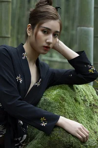 Artistic Portraiture: YiTuYu Art Language Vol.4893 Featuring Lin Lin - image 16