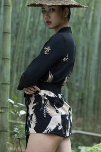 Artistic Portraiture: YiTuYu Art Language Vol.4893 Featuring Lin Lin - image 10