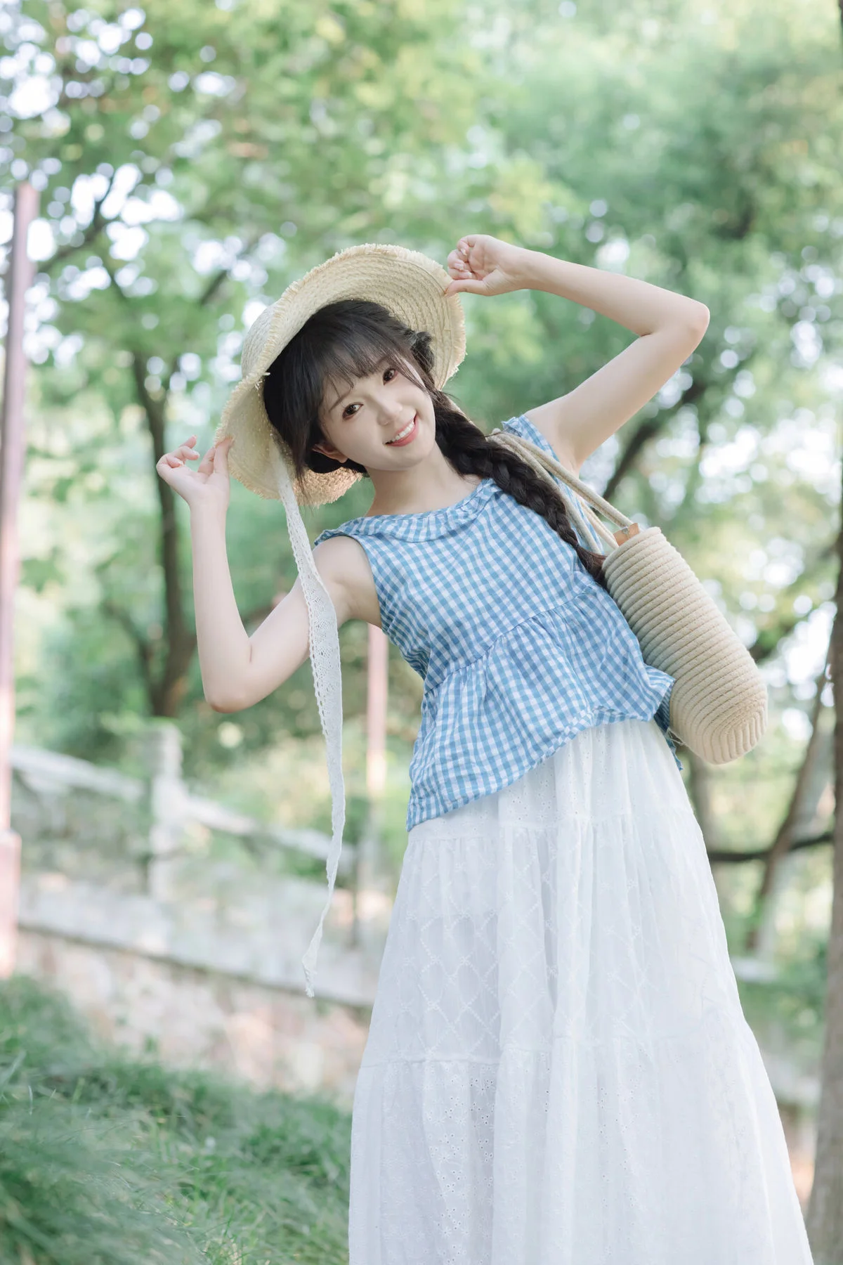 YiTuYu Art Language Vol.7813 Yu Pao Pao Artistic Portrait Series