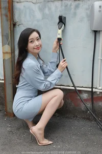 Modern Professionalism and Style: IESS SXJ No.1954 Featuring Xiao Jie - image 75