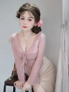 Feminine Coser: Charming Grace in Elegant Pink Attire 2024-11-24 - image 10