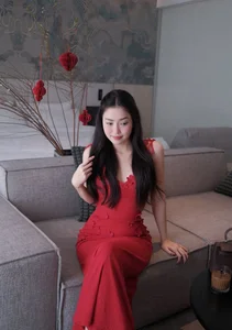 Radiant Red Elegance: A Festive Style Inspiration - image 3