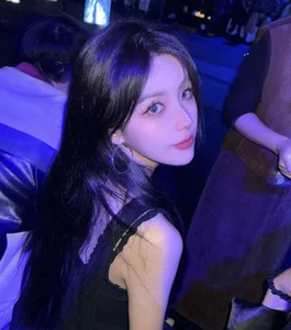 Reality vs. Filters: Esports Hot Girl Unedited Photos Spark Viral Social Media Debate - image 2