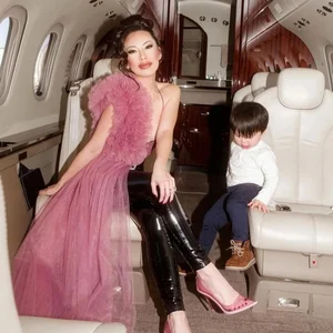 Inside the Ultra-Luxury Life of Christine Chiu: Fashion, Philanthropy, and Bling Empire - image 2