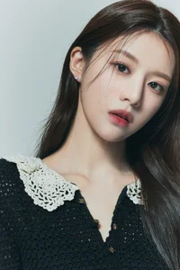 Iconic Beauty: The Top CF Queens of South Korea Across Every Generation - image 3