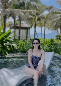 Tam Tit at 35: The Inspiring Evolution of Vietnam's Iconic Hot Girl - image 4
