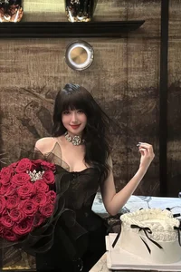 Tam Tit at 35: The Inspiring Evolution of Vietnam's Iconic Hot Girl - image 8
