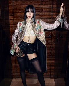 Lisa's Most Iconic Fashion Moments of 2024: A Year of Style Evolution - image 9