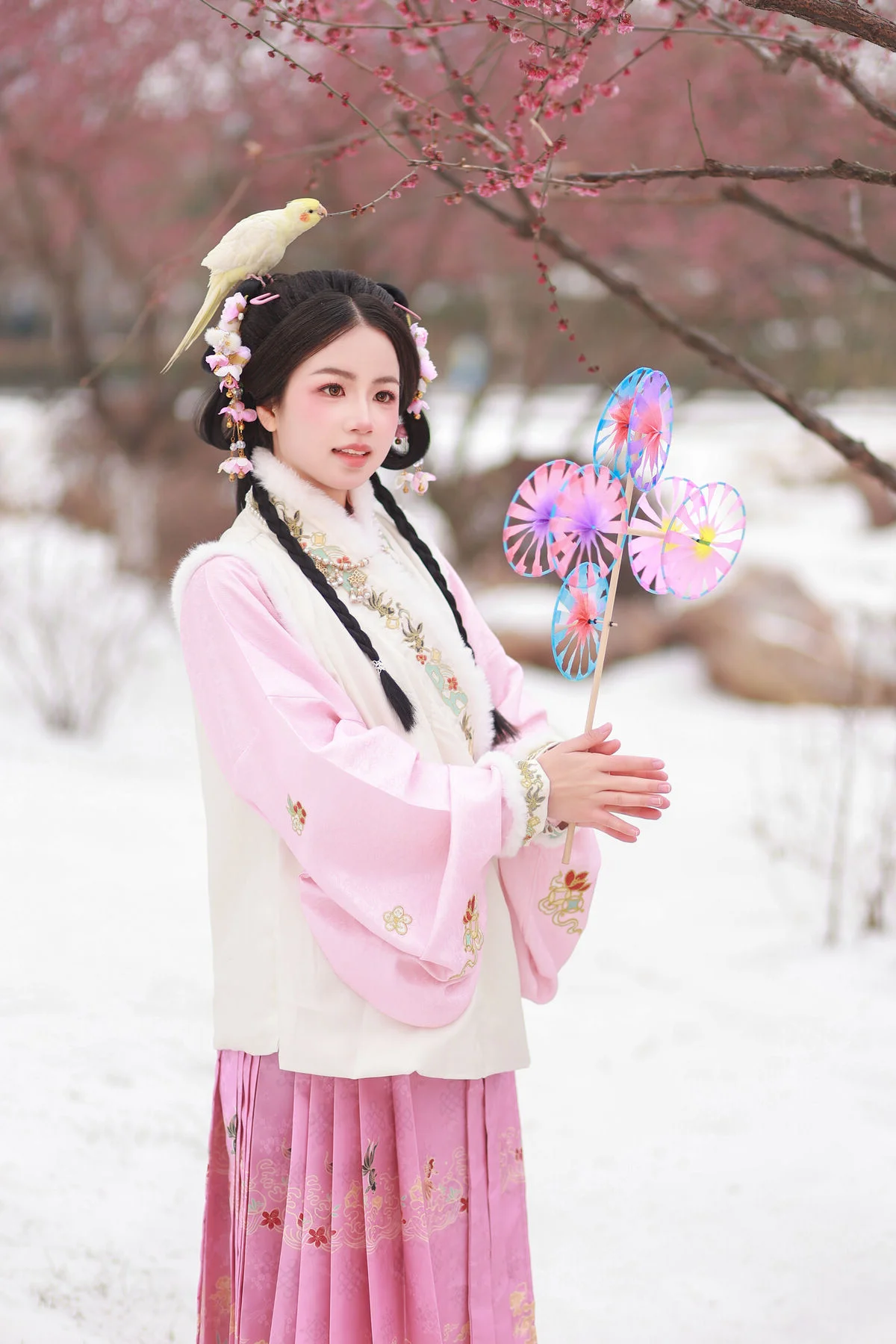 YiTuYu Art Language Vol.6943: The Youthful Grace of Xiao Du Tong Xue