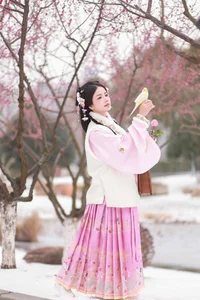 YiTuYu Art Language Vol.6943: The Youthful Grace of Xiao Du Tong Xue - image 13