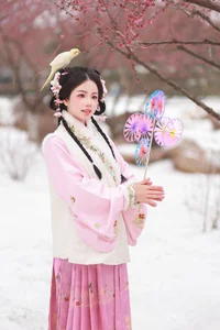 YiTuYu Art Language Vol.6943: The Youthful Grace of Xiao Du Tong Xue - image 0