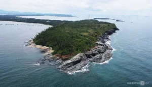 Exploring the Ancient 400-Million-Year-Old Black Rock Cliffs of Ban Than in Quang Nam - image 9