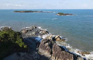 Exploring the Ancient 400-Million-Year-Old Black Rock Cliffs of Ban Than in Quang Nam - image 10
