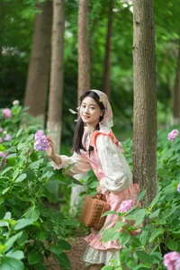 Art Language Vol.6154: Discovering the Artistic Nuances and Visual Poetics of Cheng Zi Shu - image 5