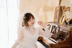 Art Language Vol.6323: Pao Fu Xiao Fang's Artistic Debut in YiTuYu - image 4
