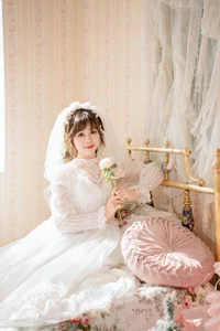 Art Language Vol.6323: Pao Fu Xiao Fang's Artistic Debut in YiTuYu - image 1